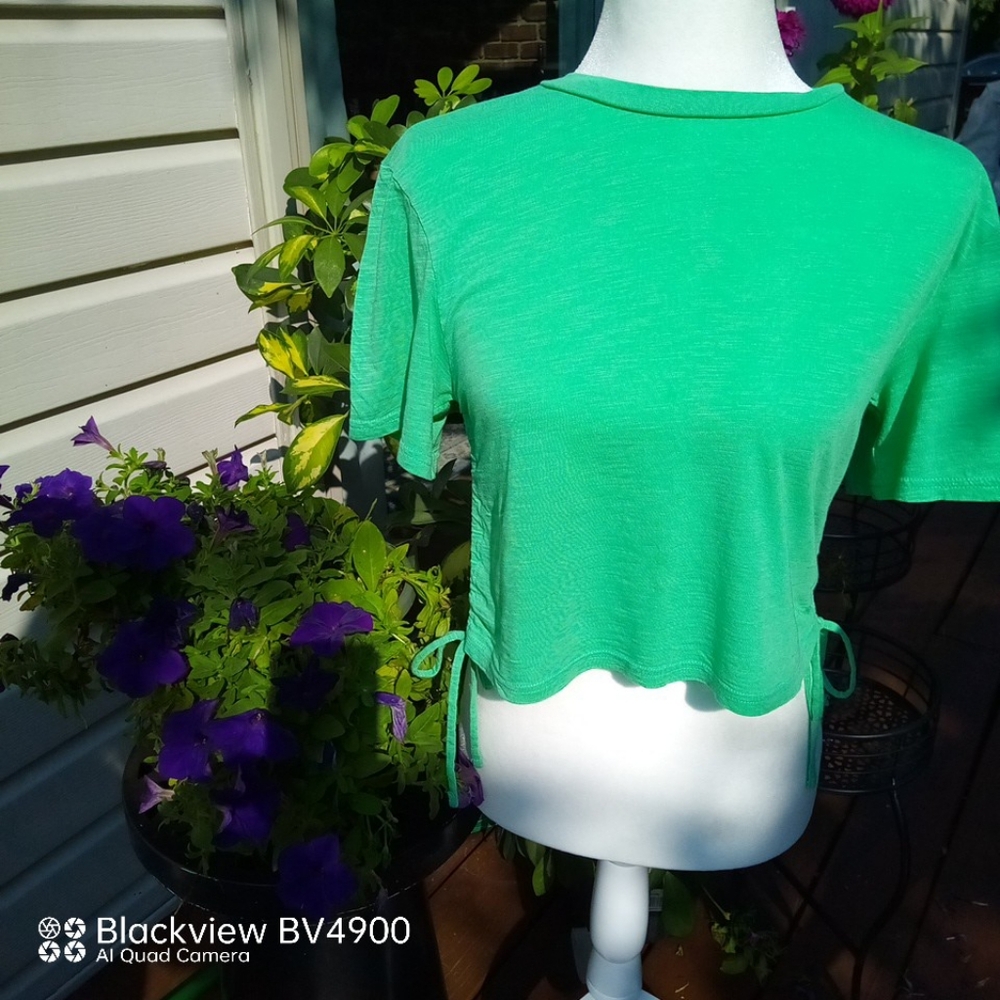 Universal Thread Short Sleeve T-Shirt